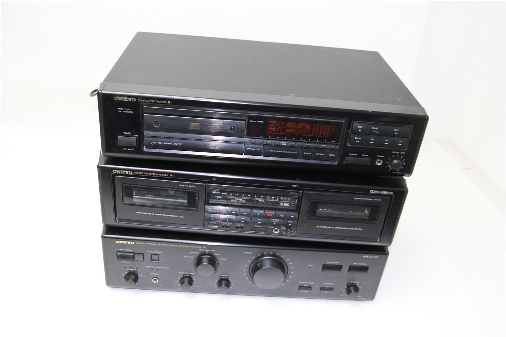 Onkyo CD Player Cassette Tape Deck & Wireless Remote Controlled Stereo