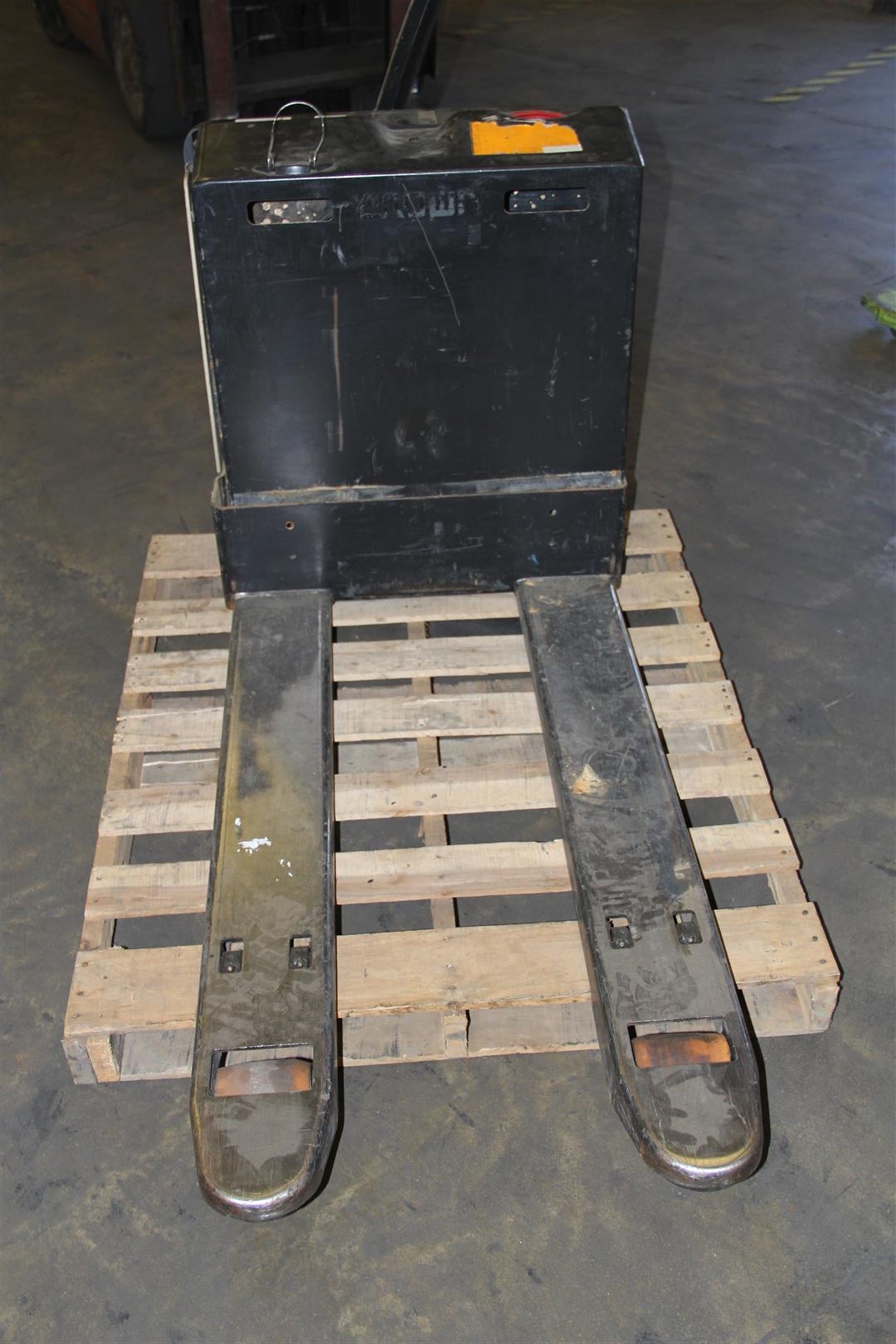 Crown 2000 Series WP203045 Electric Pallet Jack, 4500lb Capacity, Parts/Repair eBay