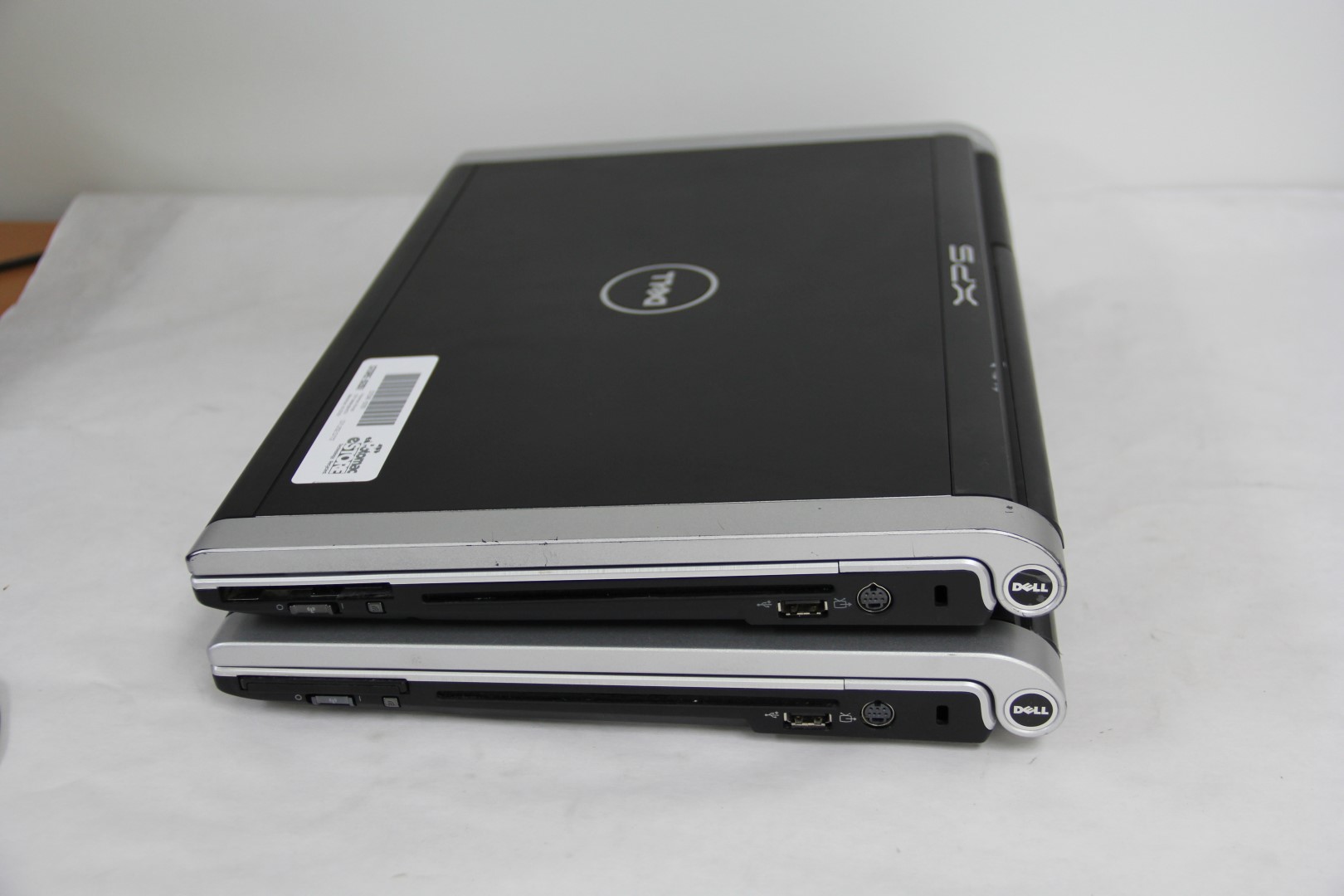 (2) Dell XPS M1530 Laptops Core 2 Duo 2.40GHz 4GB RAM Fully Tested DVD