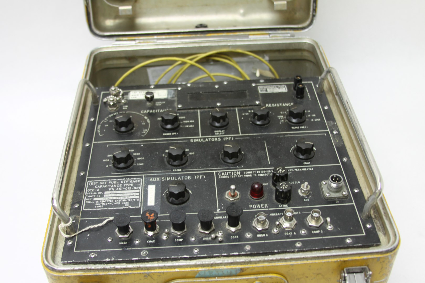 Gull Airborne Instruments GTF6 Test Set Fuel Quantity Gauge (PN 361