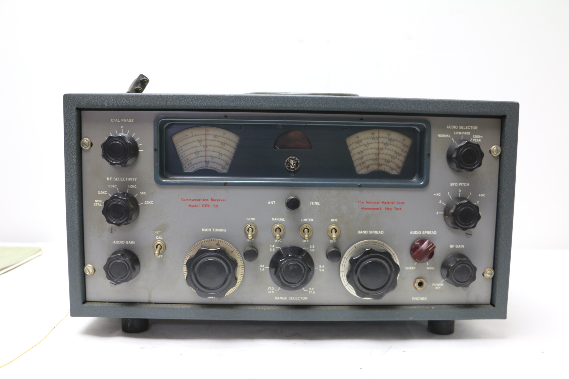 VINTAGE TMC GPR90 Shortwave Communications Receiver w/ Original Manual