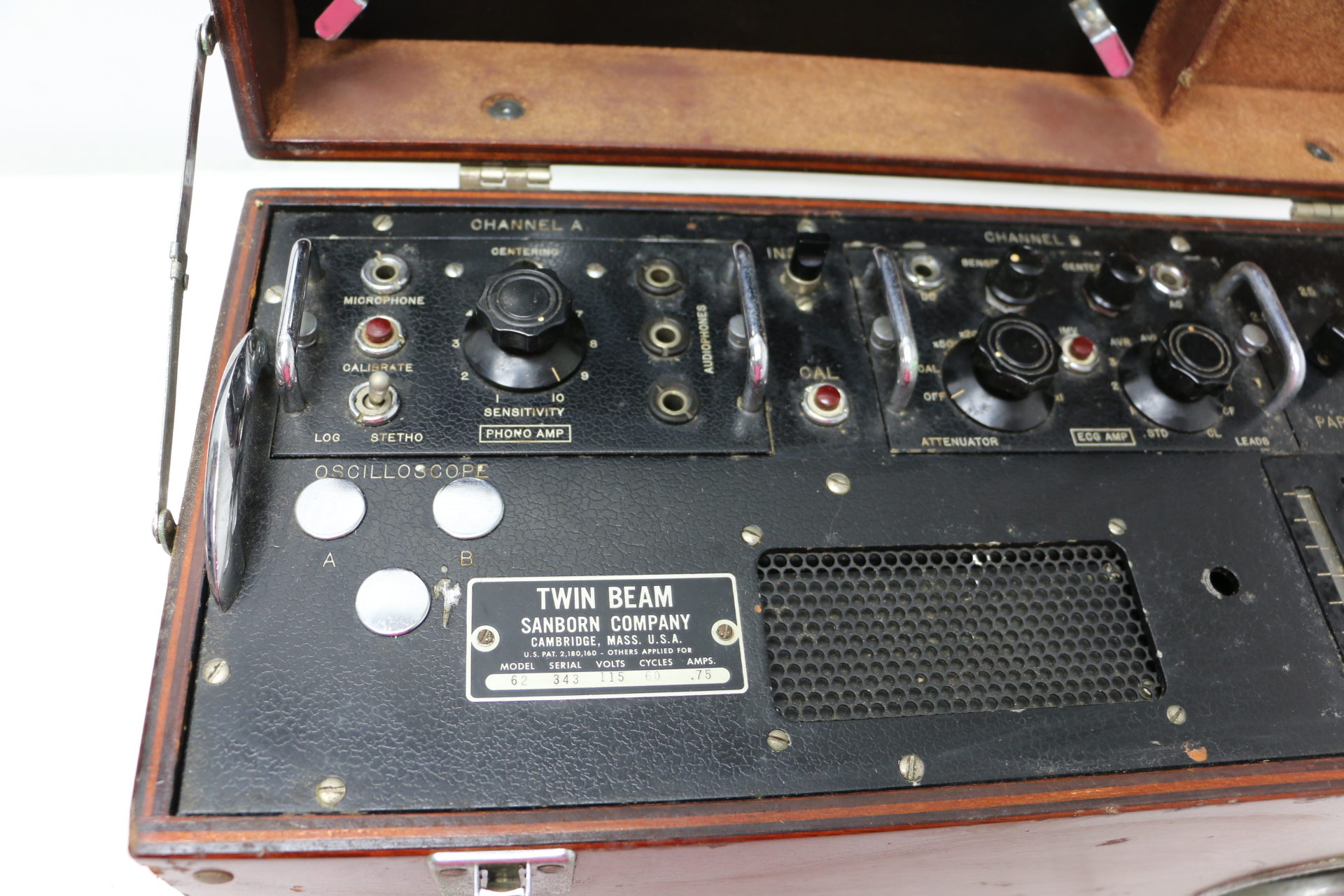 Sanborn Oscilloscope Twin Beam Electrocardiograph ECG Machine Model 62